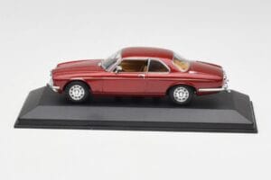 Jaguar XJ12 Coupe Regency Punane Minichamps 1:43 400130461 Metall