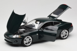 Jaguar XK X150 Roheline Minichamps 1:18 153130503 Metall - pilt 2/8