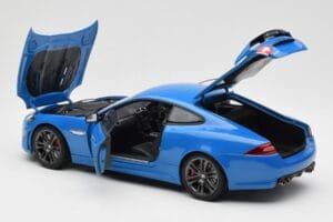 Jaguar XKR-S X150 French Racing Sinine AUTOart 1:18 73641 Metall - pilt 5/8