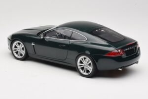 Jaguar XK X150 Coupe Roheline Minichamps 1:18 150130501 Metall - pilt 7/8