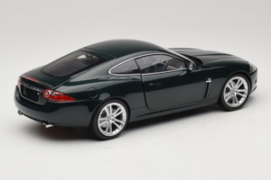 Jaguar XK X150 Roheline Minichamps 1:18 150130500 Metall - pilt 3/8