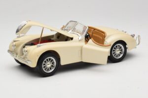 Jaguar XK120 Valge Eduscho 1:18 7482-1HTH Metall - pilt 2/8
