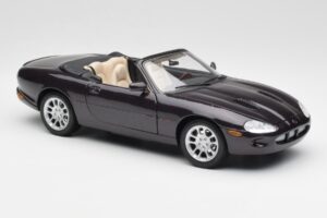 Jaguar XKR X100 Kabriolett Hall Maisto 1:18 50331 Metall - pilt 6/8