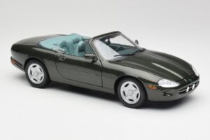 Jaguar XKR X100 Kabriolett Roheline Maisto 1:18 37800-M1 Metall - pilt 6/8