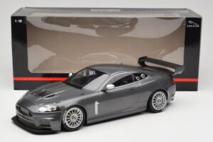 Jaguar XKR GT3 Grey Metallic Minichamps 1:18 150081390 Metall - pilt 6/6