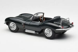 Jaguar XKSS Steve McQueen Personal Car AUTOart 1:18 73526 Metall - pilt 7/8