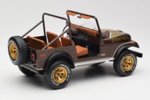 Jeep CJ-7 Golden Eagle Roheline MCG 1:18 MCG18109 Metall - pilt 2/6