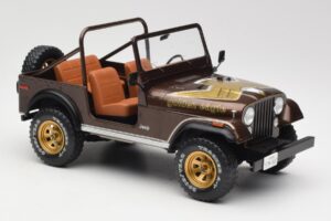 Jeep CJ-7 Golden Eagle Roheline MCG 1:18 MCG18109 Metall - pilt 4/6