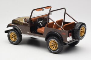 Jeep CJ-7 Golden Eagle Roheline MCG 1:18 MCG18109 Metall - pilt 5/6