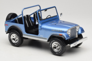 Jeep CJ-7 Laredo Sinine MCG 1:18 MCG18553 Metall - pilt 4/6