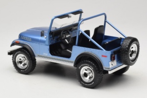 Jeep CJ-7 Laredo Sinine MCG 1:18 MCG18553 Metall - pilt 5/6