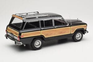 Jeep Grand Wagoneer Must KK-Scale 1:18 KKDC181113 Metall - pilt 2/6