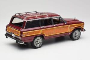 Jeep Grand Wagoneer Classic Punane AUTOart 1:18 74002 Metall - pilt 3/8