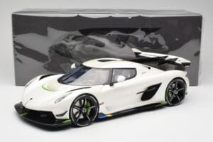 Koenigsegg Jesko Attack Crystal White Pearl GT Spirit 1:12 GT501 Vaik - pilt 6/6