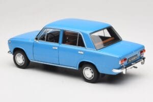 Lada 1200 2101 Sinine IXO 1:18 18CMC204OP Metall - pilt 7/8