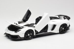 Lamborghini Aventador J Valge AUTOart 1:18 74674 Metall - pilt 2/8