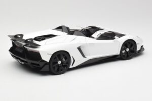 Lamborghini Aventador J Valge AUTOart 1:18 74674 Metall - pilt 3/8