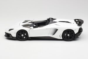 Lamborghini Aventador J Valge AUTOart 1:18 74674 Metall - pilt 4/8