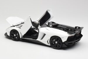 Lamborghini Aventador J Valge AUTOart 1:18 74674 Metall - pilt 5/8