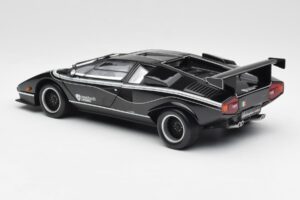 Lamborghini Countach LP500S Must Kyosho 1:18 08326K Metall - pilt 7/8