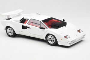 Lamborghini Countach LP500S Valge Kyosho 1:18 08320E Metall - pilt 6/8