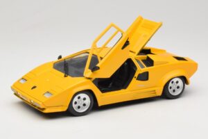 Lamborghini Countach TC Kollane Tonka 1:18 09035-R1 Metall - pilt 2/8