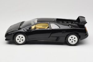 Lamborghini Diablo Must Mira 1:18 6107 Metall - pilt 4/8