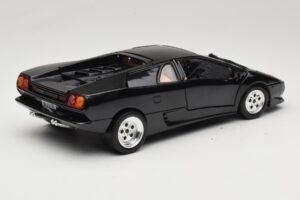Lamborghini Diablo Must Tonka 1:18 09035-M1 Metall - pilt 3/8