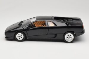 Lamborghini Diablo Must Tonka 1:18 09035-M1 Metall - pilt 4/8