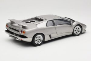 Lamborghini Diablo Hõbedane AUTOart 1:18 70071 Metall - pilt 3/8