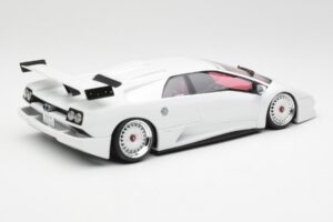 Lamborghini Diablo KO Valge GT Spirit 1:18 GT330 Vaik - pilt 2/6