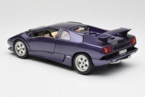 Lamborghini Diablo Lilla Maisto 1:18 3028 Metall - pilt 7/8