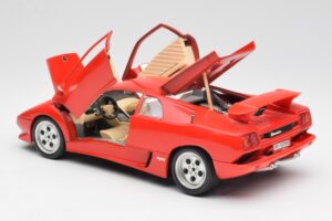 Lamborghini Diablo Punane Bburago 1:18 3028-M1 Metall - pilt 5/8