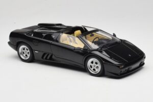 Lamborghini Diablo Roadster Must AUTOart 1:18 70093-R1 Metall - pilt 7/10