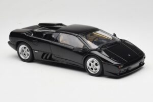 Lamborghini Diablo Roadster Must AUTOart 1:18 70093-R1 Metall - pilt 8/10