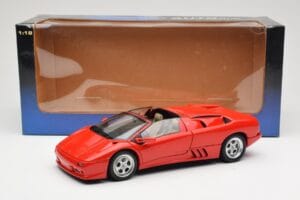 Lamborghini Diablo Roadster Punane AUTOart 1:18 70091 Metall - pilt 8/8