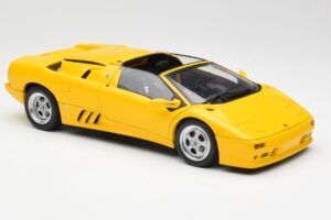 Lamborghini Diablo Roadster Kollane AUTOart 1:18 70092 Metall - pilt 6/8
