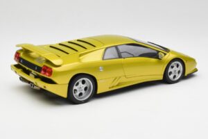 Lamborghini Diablo SE30 Anniversary Edition Kollane Spyder AUTOart 1:18 79157 Metall - pilt 3/8