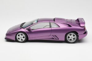 Lamborghini Diablo SE30 Jota Metallic Lilla AUTOart 1:18 79142 Komposiit - pilt 4/8
