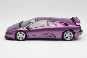 Lamborghini Diablo SE30 Anniversary Edition Metallic Lilla AUTOart 1:18 79158 Metall - pilt 4/8