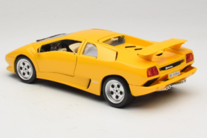 Lamborghini Diablo Kollane Bburago 1:18 3041-M2 Metall - pilt 7/8