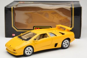 Lamborghini Diablo Kollane Bburago 1:18 3041-M2 Metall - pilt 8/8