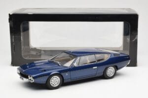 Lamborghini Espada Sinine Metallic AUTOart 1:18 74502 Metall - pilt 8/8