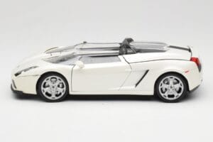 Lamborghini Gallardo Concept S Valge Motormax 1:18 79156 Metall - pilt 4/8