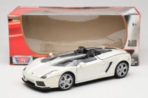 Lamborghini Gallardo Concept S Valge Motormax 1:18 79156 Metall - pilt 8/8