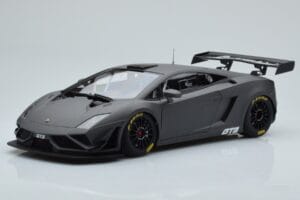Lamborghini Gallardo GT3 FL2 Tumehall AUTOart 1:18 81360 Metall
