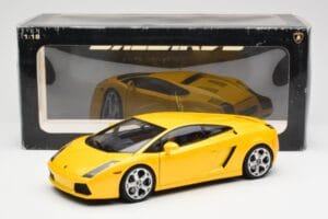 Lamborghini Gallardo Metallic Kollane AUTOart 1:18 74571 Metall - pilt 8/8