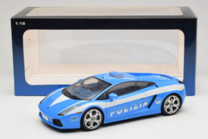 Lamborghini Gallardo Polizia AUTOart 1:18 74576 Metall - pilt 8/8