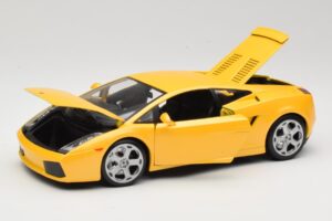 Lamborghini Gallardo Kollane Maisto 1:18 31655 Metall - pilt 2/8