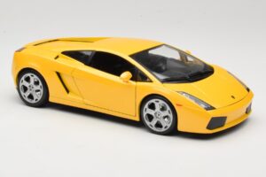 Lamborghini Gallardo Kollane Maisto 1:18 31655 Metall - pilt 6/8